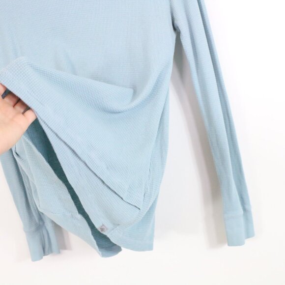 *Eddie Bauer Crepe Light Blue Long Sleeve Turtleneck - Picture 7 of 10